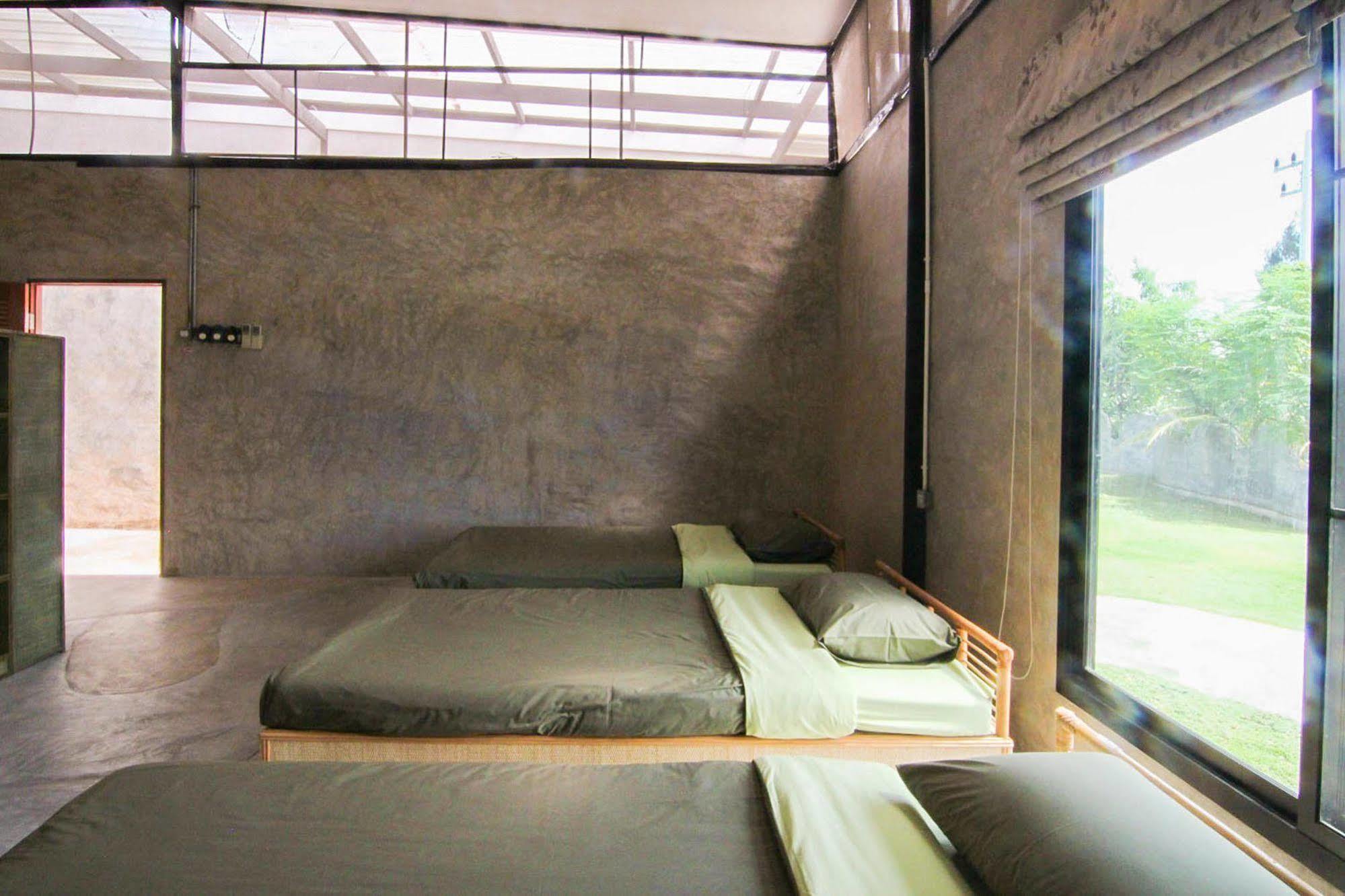 Naidee Sculptured Huts Hotel Hua Hin Luaran gambar